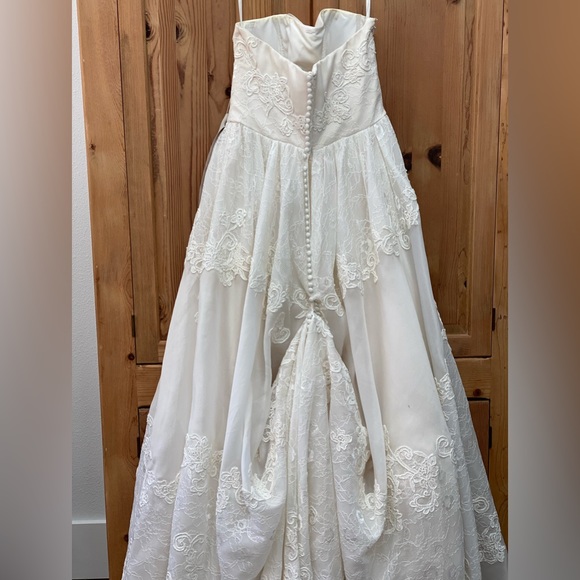 Mellisa Sweet Wedding Dress 💕 - Picture 4 of 16